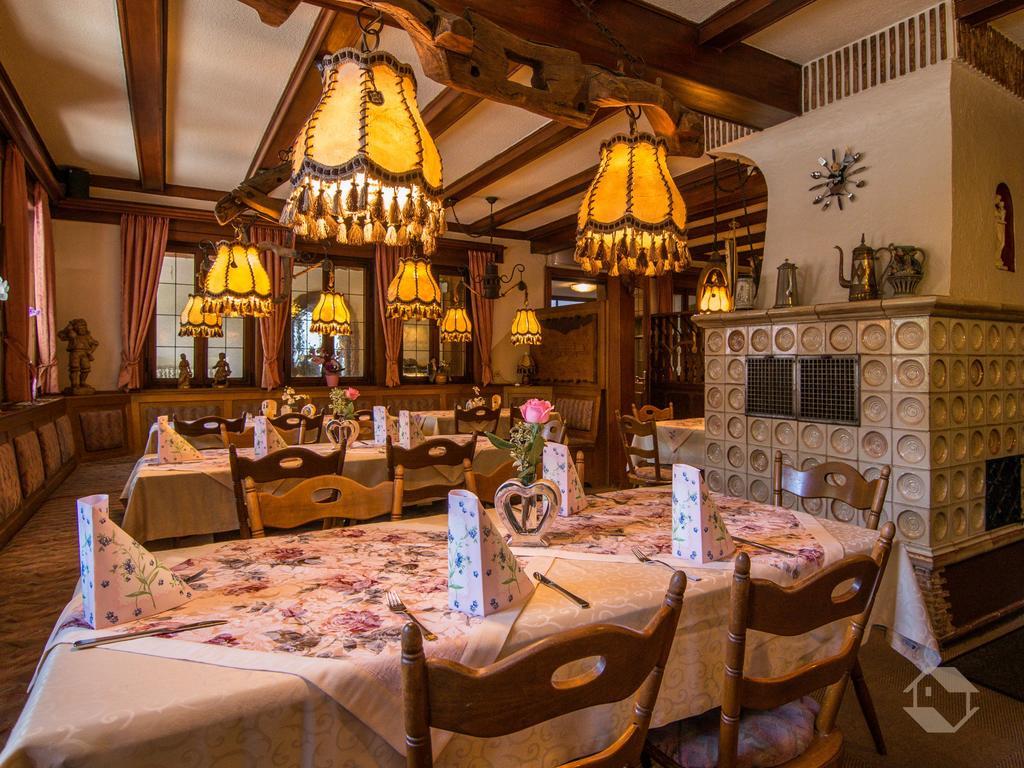 Hotel Restaurant Alte Linde 바드윌드바드 외부 사진