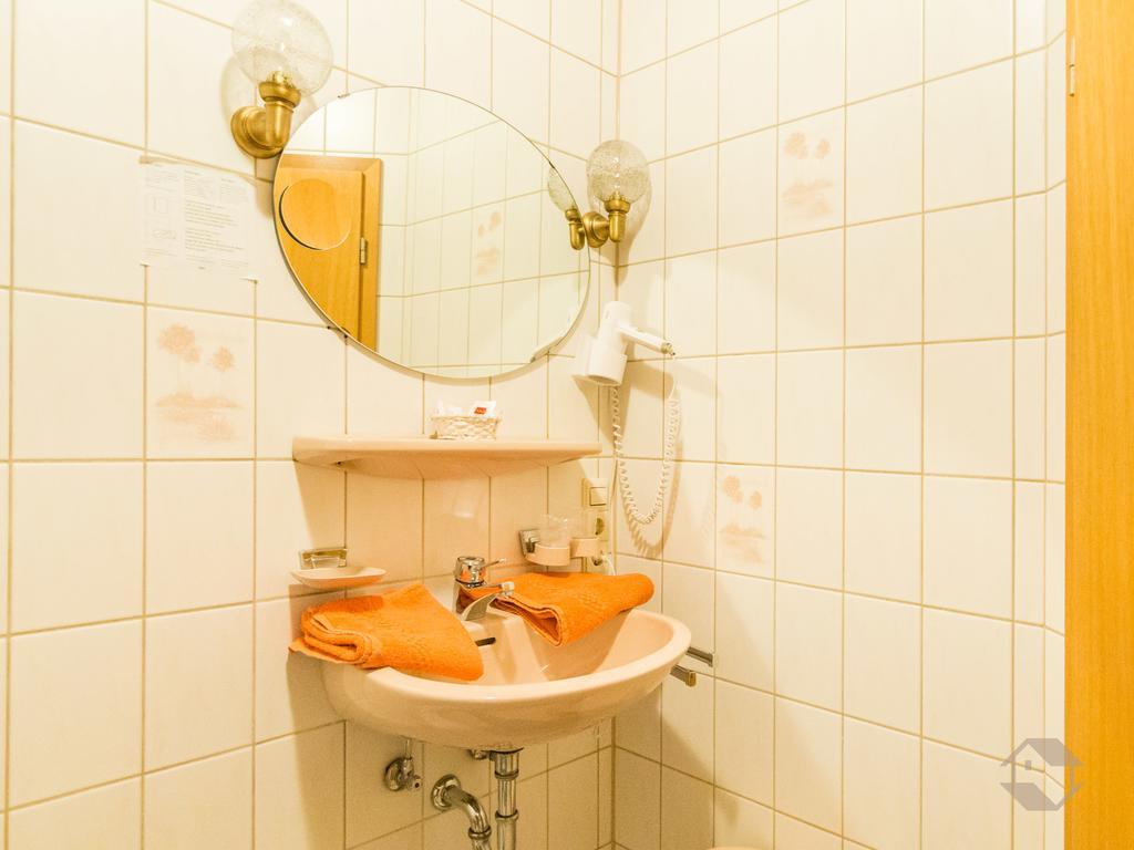 Hotel Restaurant Alte Linde 바드윌드바드 외부 사진